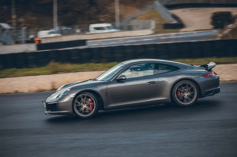 Porsche 911 en drift