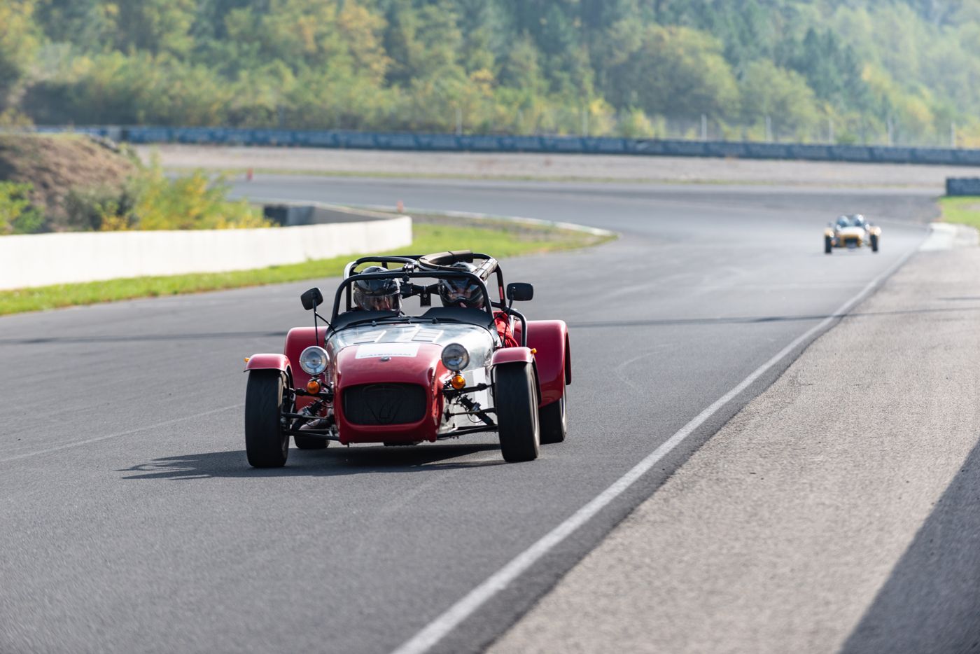 Stage Caterham sur la piste du Pôle Mécanique